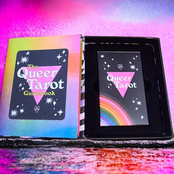 Queer Tarot An Inclusive Deck & Guidebook - Picture 5 of 6